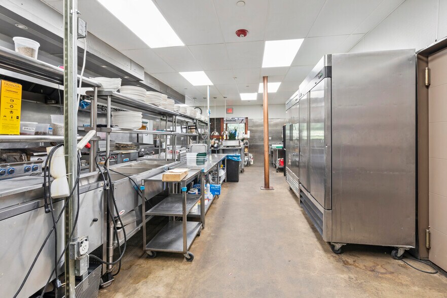 More Photos Of 500 Bridge St, Weissport Restaurant For Sale