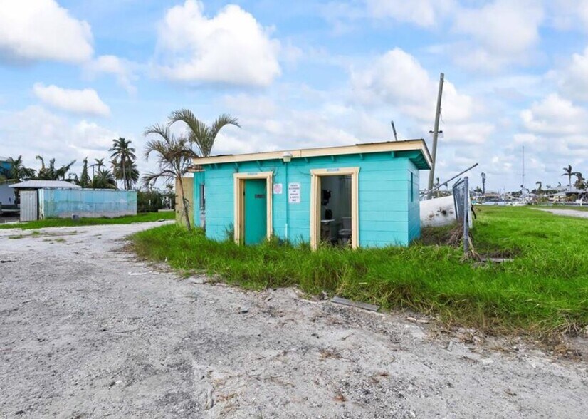 More Photos Of 4520 Pine Island Rd NW, Matlacha Land For Sale