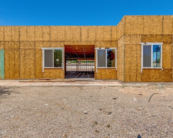 More Photos Of 2210 W Morten Ave, Phoenix Apartments For Sale