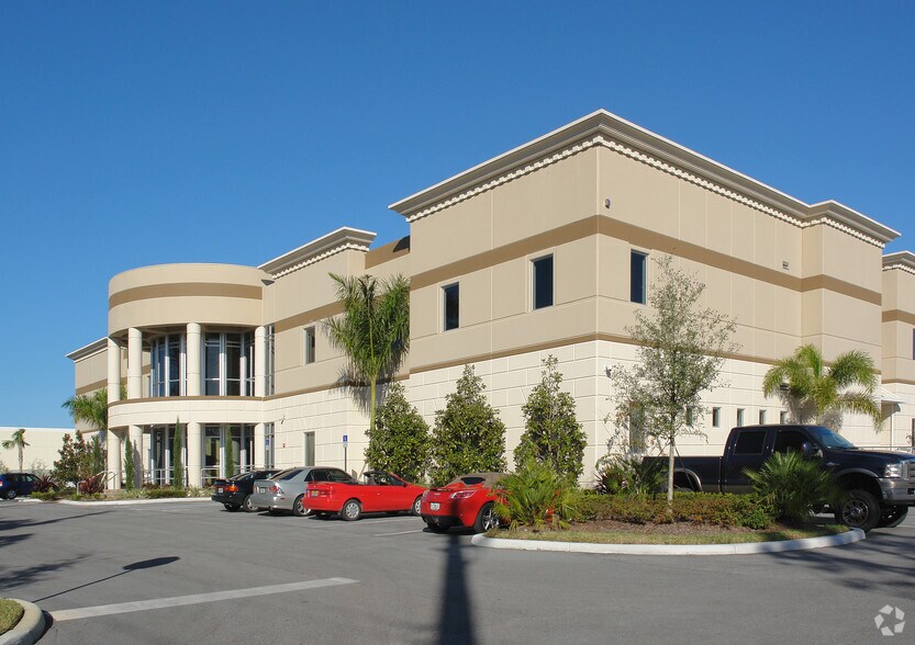 More Photos Of 15132 Park Of Commerce Blvd, Jupiter Service For Sale