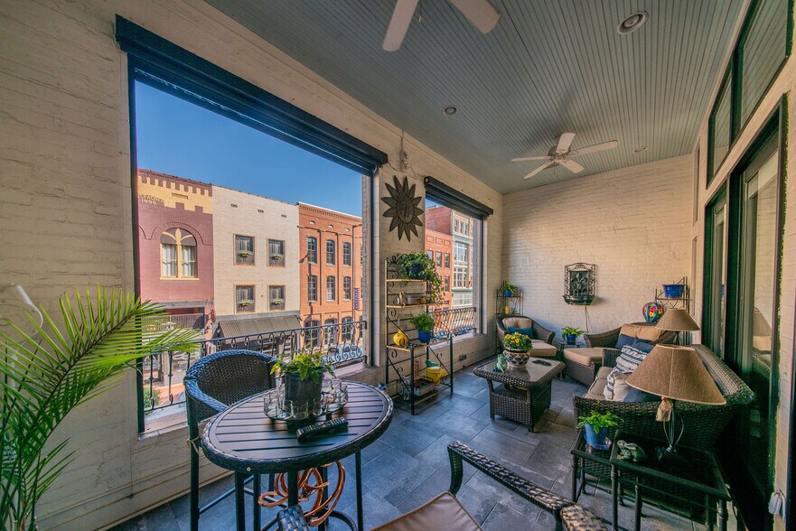 More Photos Of 212 Broadway St, Paducah Apartments For Sale