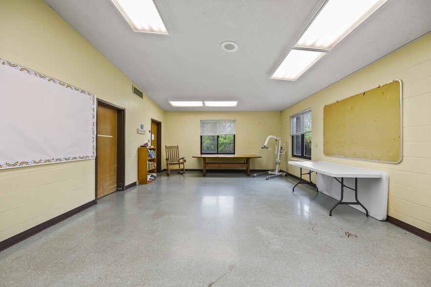 More Photos Of 5900 Bethabara Park Blvd, Winston-Salem Healthcare For Sale