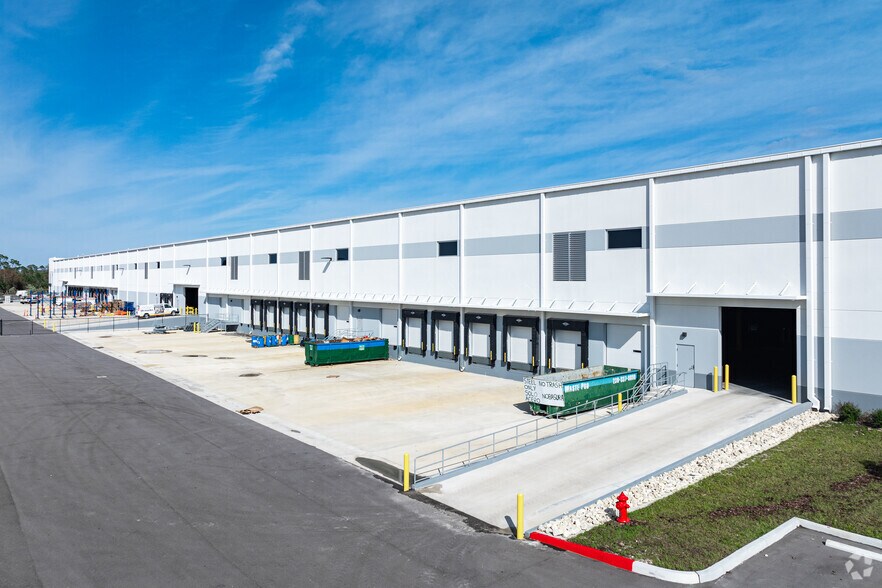 More Photos Of 6115-6150 Tri County Commerce Way, Fort Myers Unknown For Lease