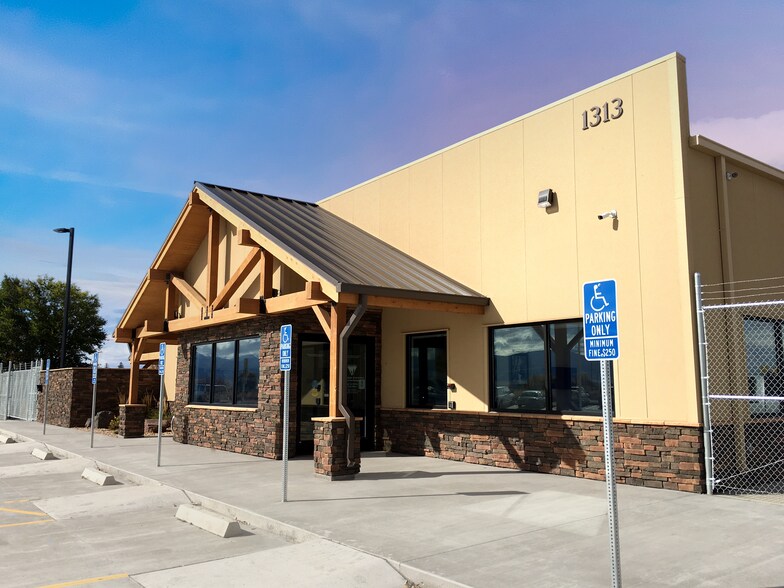 More Photos Of 1313 Us Highway 160 E, Monte Vista Office For Sale