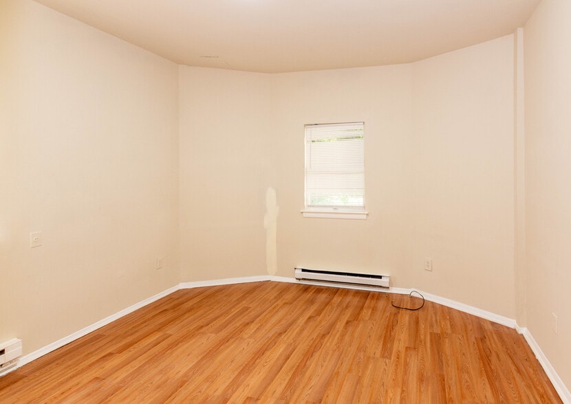 More Photos Of 3901 Dorchester Rd, Baltimore Apartments For Sale