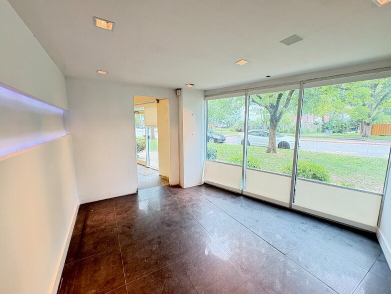 More Photos Of 1313-1315 Powhatan Rd, Alexandria Warehouse For Lease