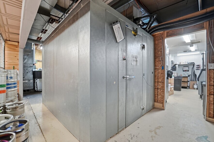 More Photos Of 2330 Bright Rd, Findlay Sports And Entertainment For Sale