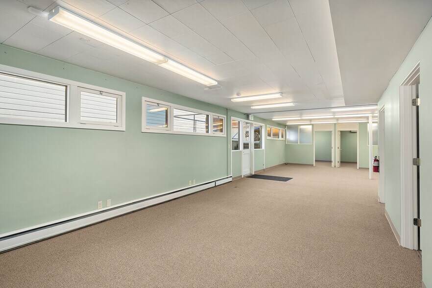 More Photos Of 2300 W Commodore Way, Seattle Office Residential For Sale