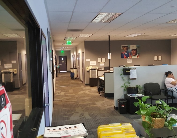 More Photos Of 4112 S Main St, Los Angeles Office For Sale