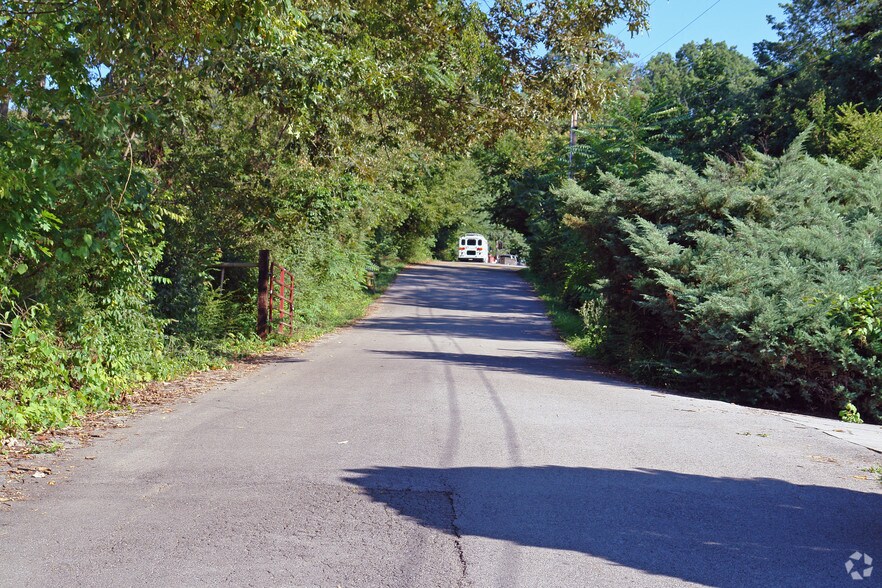 More Photos Of 11749 Snyder Rd, Knoxville Daycare Center For Sale