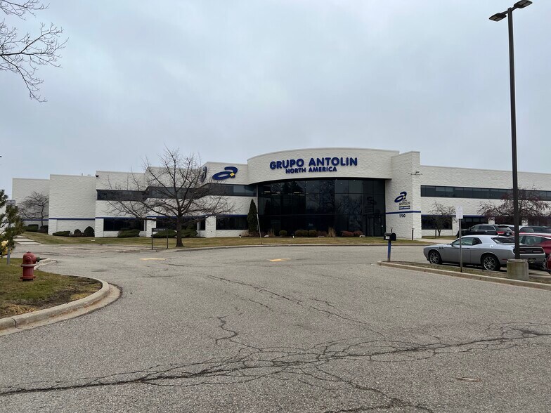 Primary Photo Of 1700 Atlantic Blvd, Auburn Hills Manufacturing For Sale