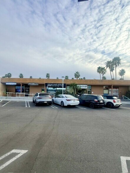 More Photos Of 73880 El Paseo, Palm Desert Storefront For Sale