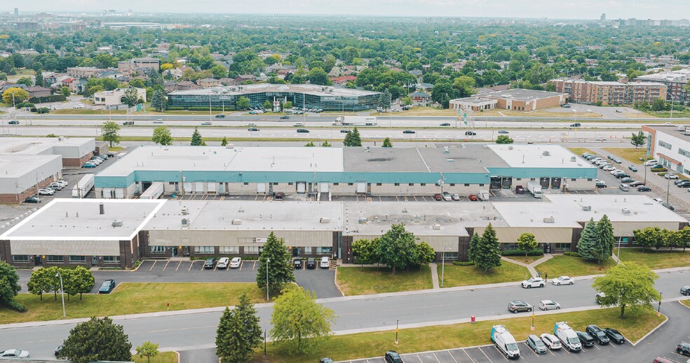 More Photos Of 341-371 Rue Isabey, Saint-Laurent Distribution For Lease