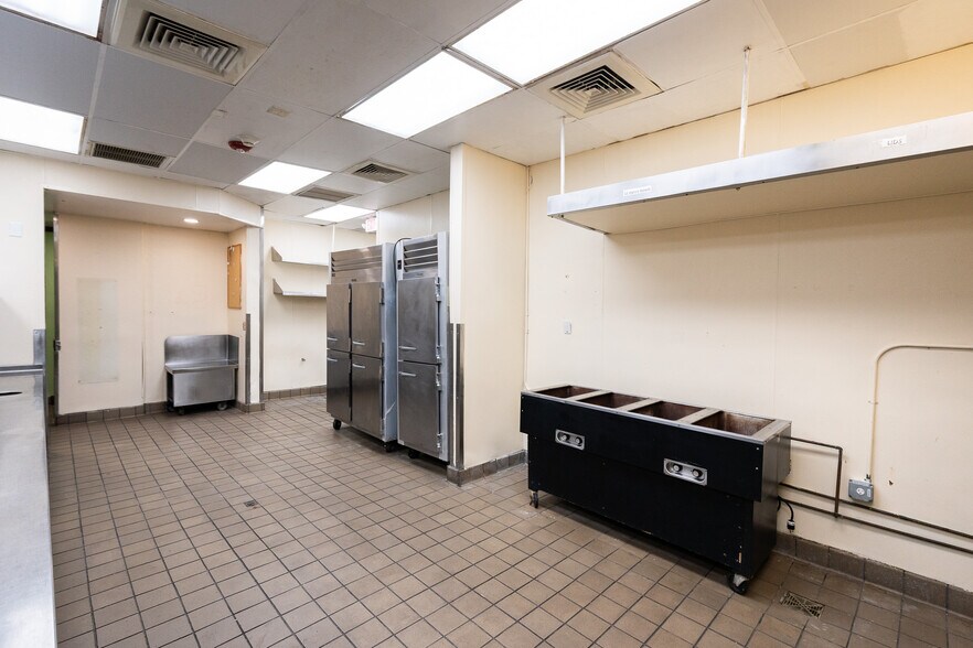 More Photos Of 3162 S Atlantic Ave, Daytona Beach Shores Restaurant For Lease