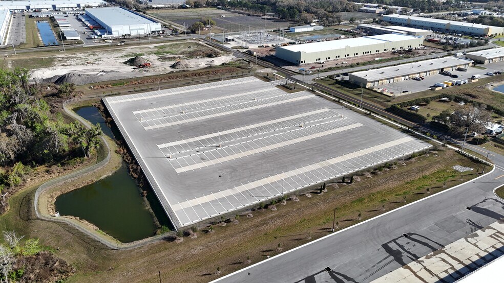 More Photos Of 3939 Hamilton Rd, Lakeland Industrial For Lease