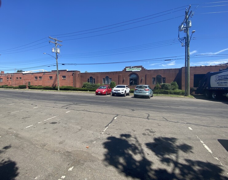 Primary Photo Of 5-17 James St, New Haven Warehouse For Sale