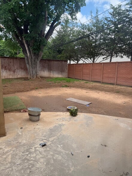 More Photos Of 251 Carroll St, Fort Worth Freestanding For Lease