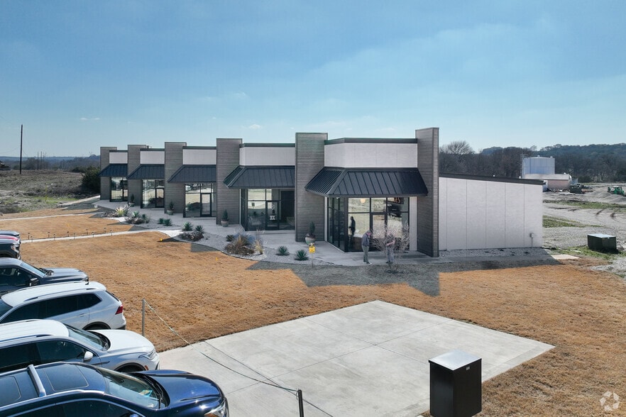 Primary Photo Of 5100 Kelly Rd, Aledo General Retail For Lease