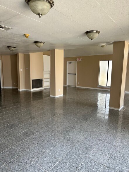 More Photos Of 3639 Glenn Lakes Ln, Missouri City Office For Lease