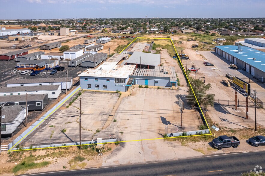 More Photos Of 4606 W Wall St, Midland Flex For Lease