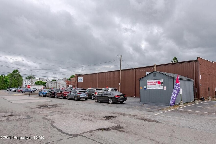 More Photos Of 205 S Poplar St, Hazleton Freestanding For Sale