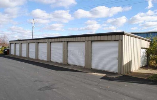 More Photos Of 6274-6290 Seeds Rd, Grove City Warehouse For Lease