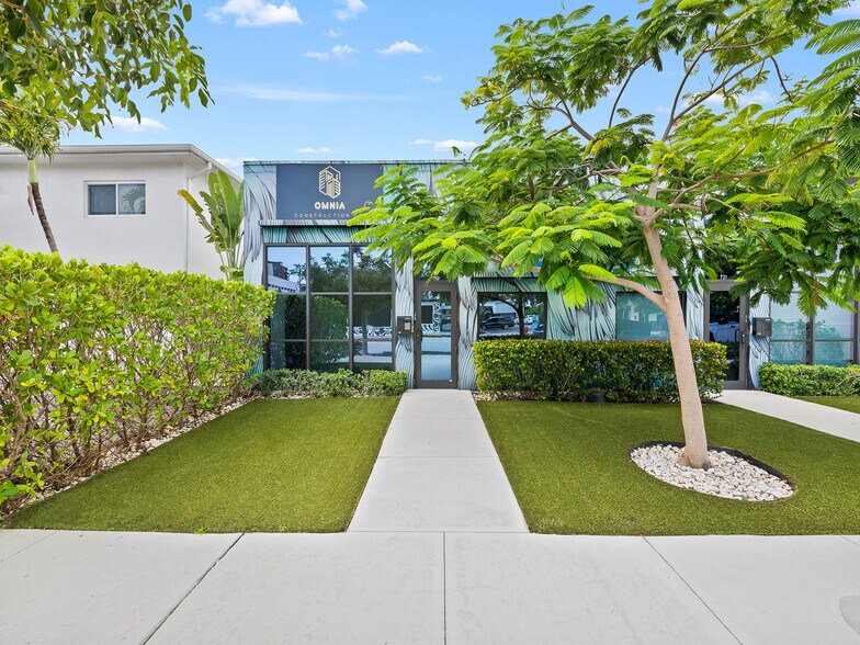 More Photos Of 719-721 NE 2nd Ave, Fort Lauderdale Storefront Retail Office For Sale