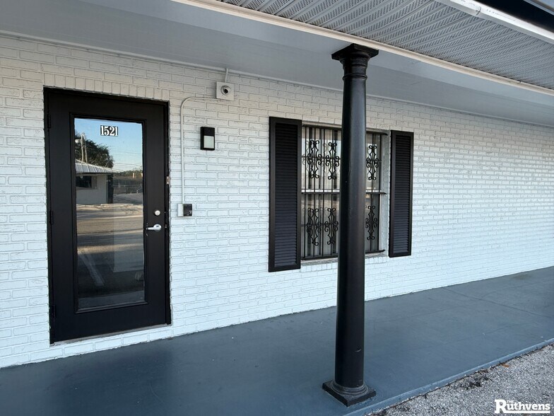 More Photos Of 1517-1523 Commercial Park Dr, Lakeland Medical For Lease
