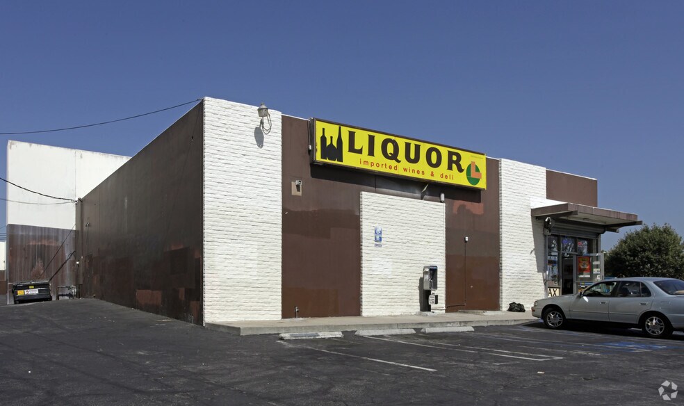 More Photos Of 467 E Foothill Blvd, Rialto Unknown For Lease