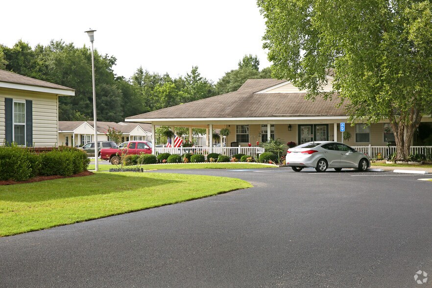 More Photos Of 1601 Radium Springs Rd, Albany Apartments For Sale