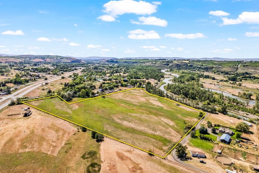 More Photos Of NKA McCormick Road, Yakima Land For Sale