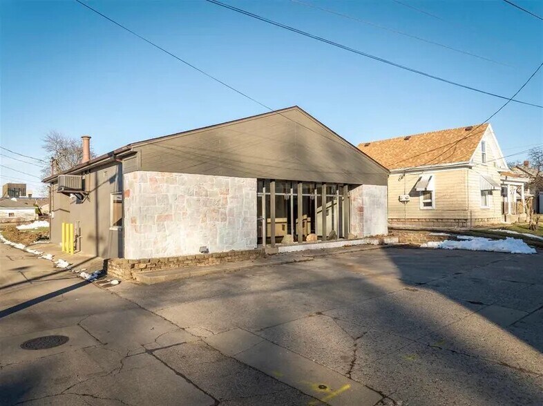 More Photos Of 626 S B St, Richmond Medical For Sale