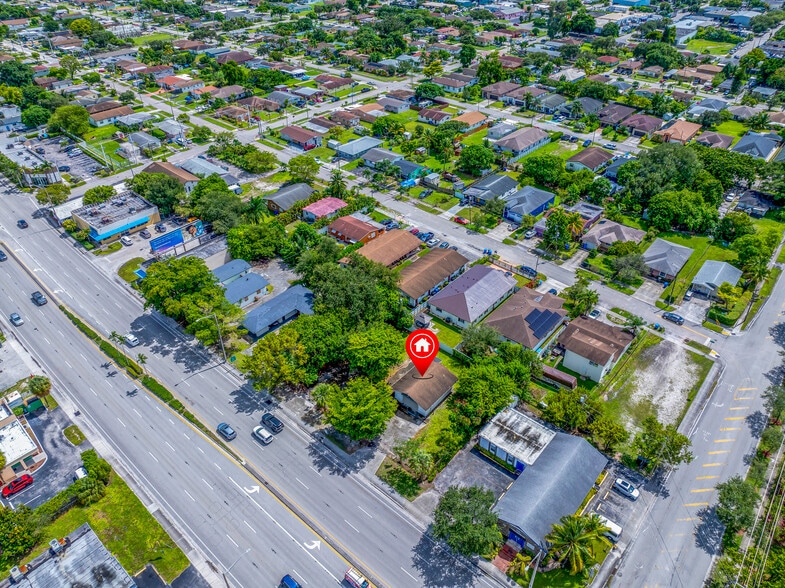 More Photos Of 5740 Pembroke Rd, West Park Warehouse For Sale