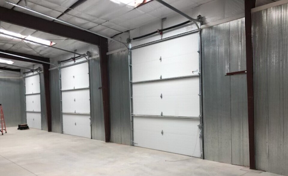 More Photos Of 285 Field Ave, Canon City Warehouse For Lease