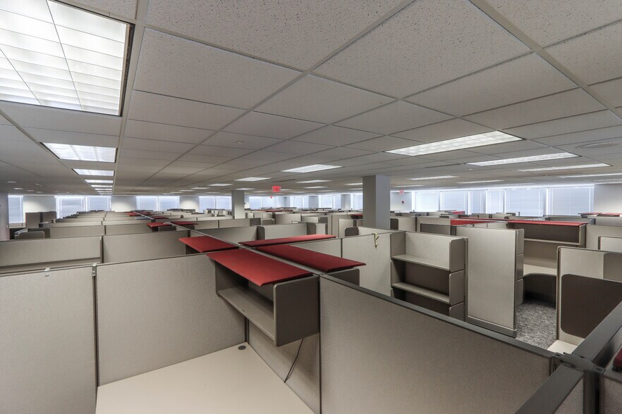 More Photos Of 11 Scott St, Wausau Office For Lease