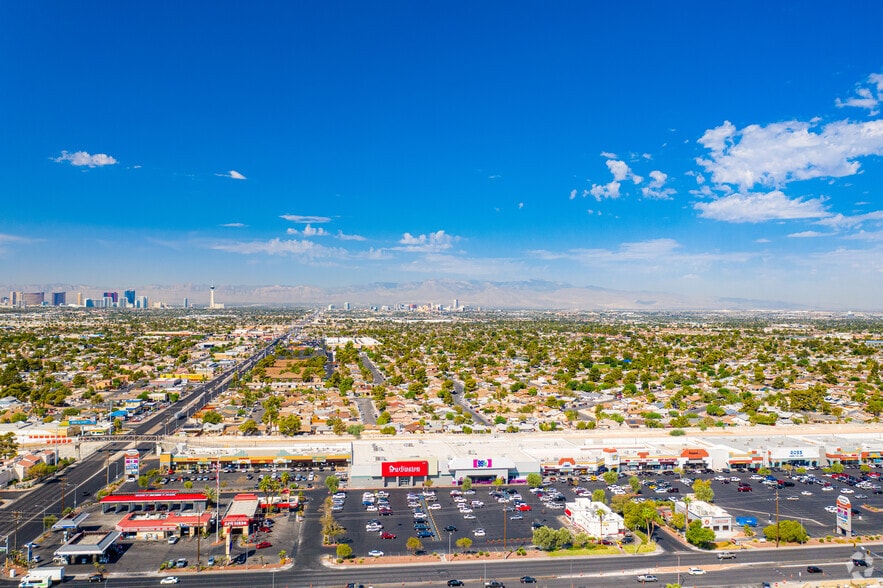 More Photos Of 61-169 N Nellis Blvd, Las Vegas Unknown For Lease