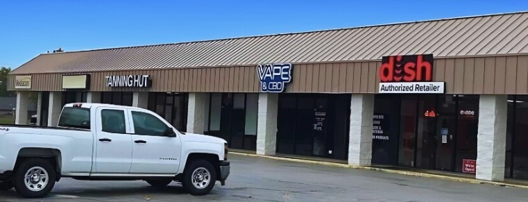 More Photos Of 310 W North St, Kendallville Unknown For Lease