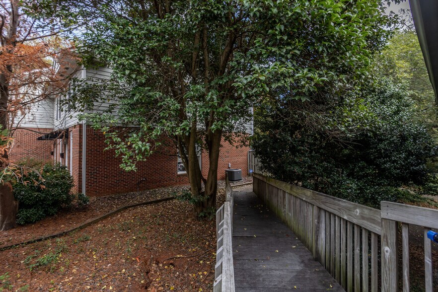 More Photos Of 850 W Morgan St, Raleigh Loft Creative Space For Sale