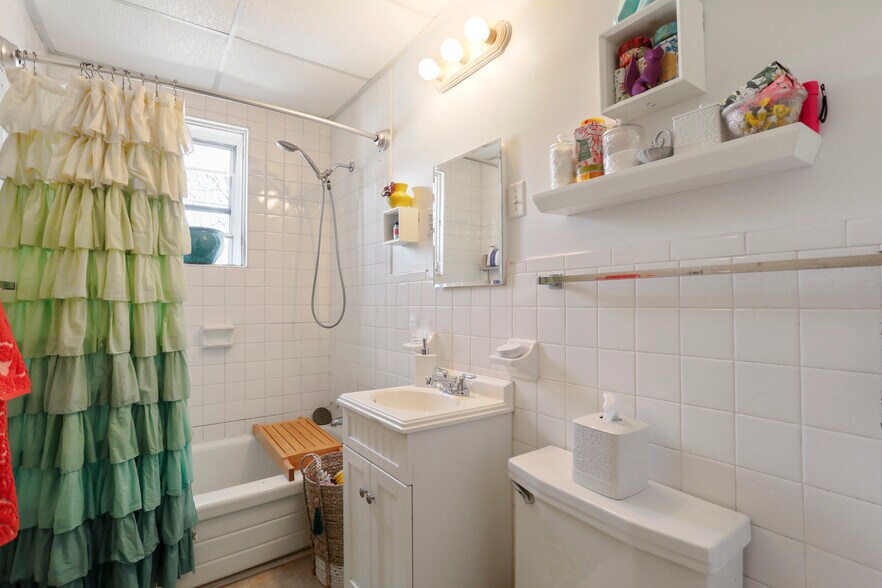 More Photos Of 100 W German St, Shepherdstown Storefront Retail Residential For Sale