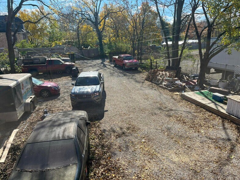 More Photos Of 1423 E Main St, Columbus Apartments For Sale