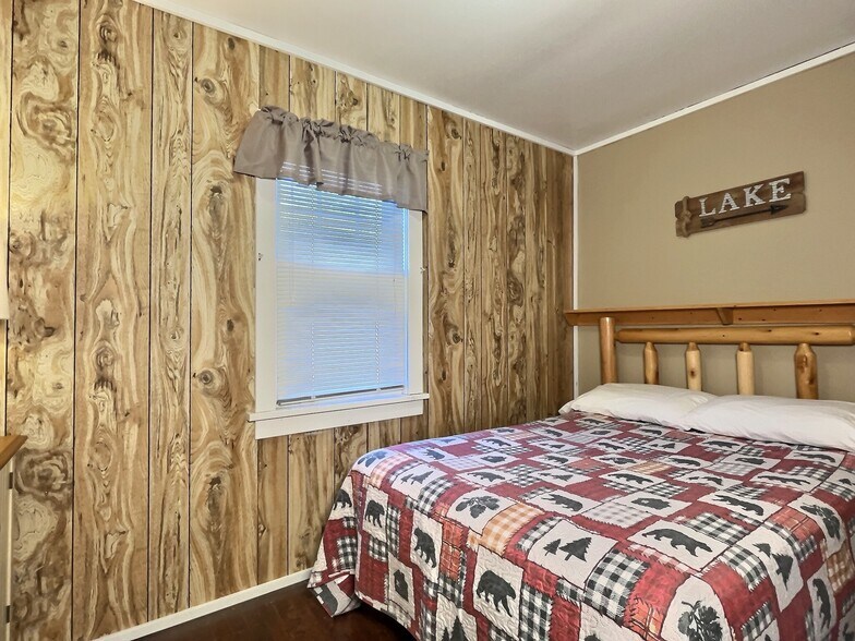 More Photos Of 8475 Hillcrest Ln, Saint Germain Hotel For Sale