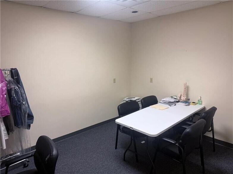 More Photos Of 63 Shaker Rd, Albany Medical For Sale