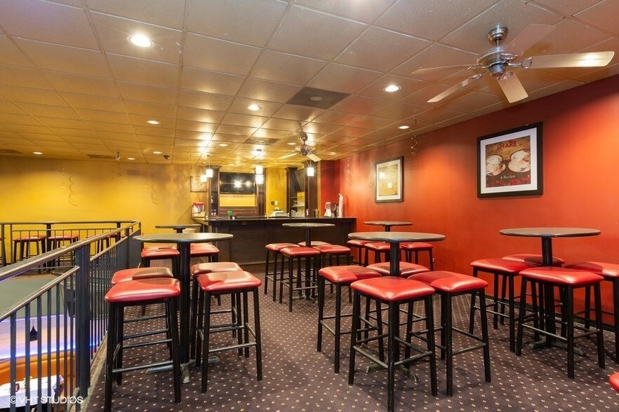 More Photos Of 5772 S Archer Ave, Chicago General Retail For Sale