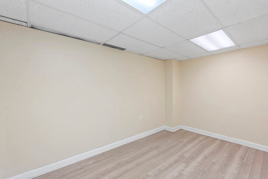More Photos Of 3201 Griffin Rd, Fort Lauderdale Loft Creative Space For Lease