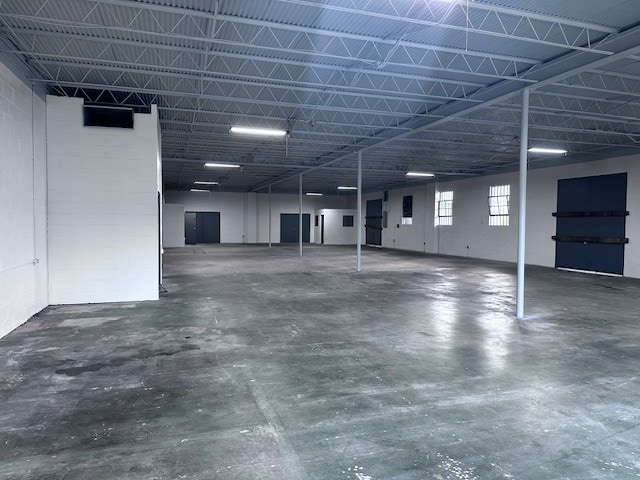 More Photos Of 1330 W Beaver St, Jacksonville Service For Lease