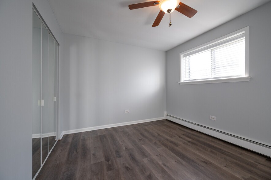 More Photos Of 5525 N Winthrop Ave, Chicago Apartments For Sale