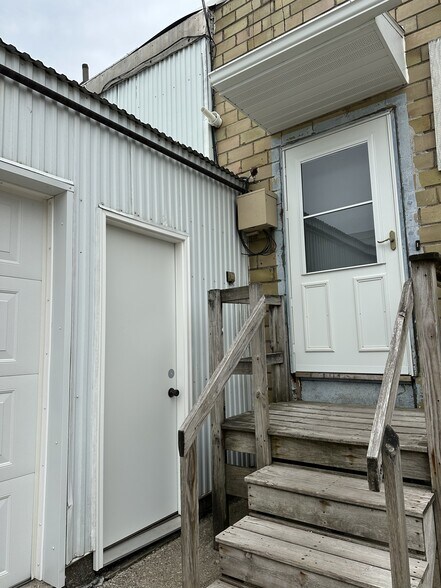 More Photos Of 210 N Main St, Clarion Drugstore For Sale