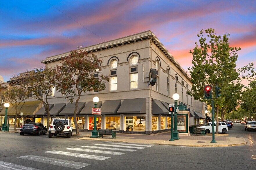 More Photos Of 10 S School St, Lodi Storefront Retail Office For Sale