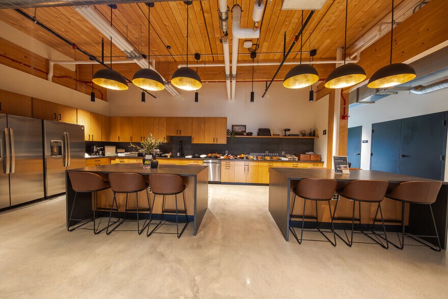 More Photos Of 525 Main St, Delafield Coworking Space