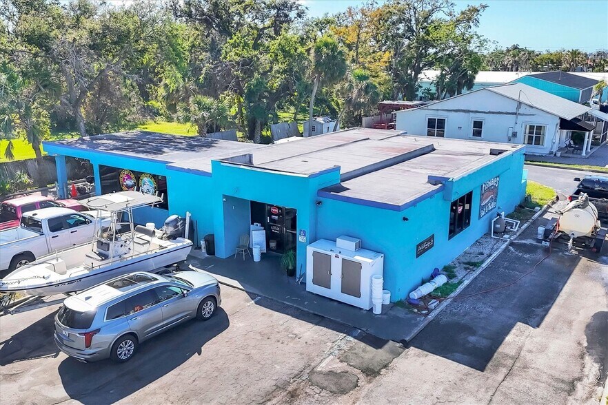 More Photos Of 101 Tamiami Trl S, Nokomis General Retail For Sale